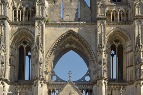 Abbaye saint jean des vignes 2