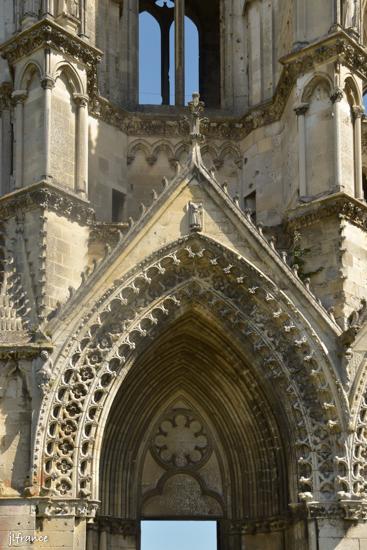 Abbaye saint jean des vignes 3