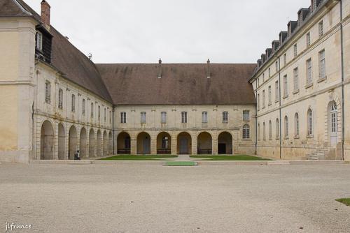 Auberive 2024